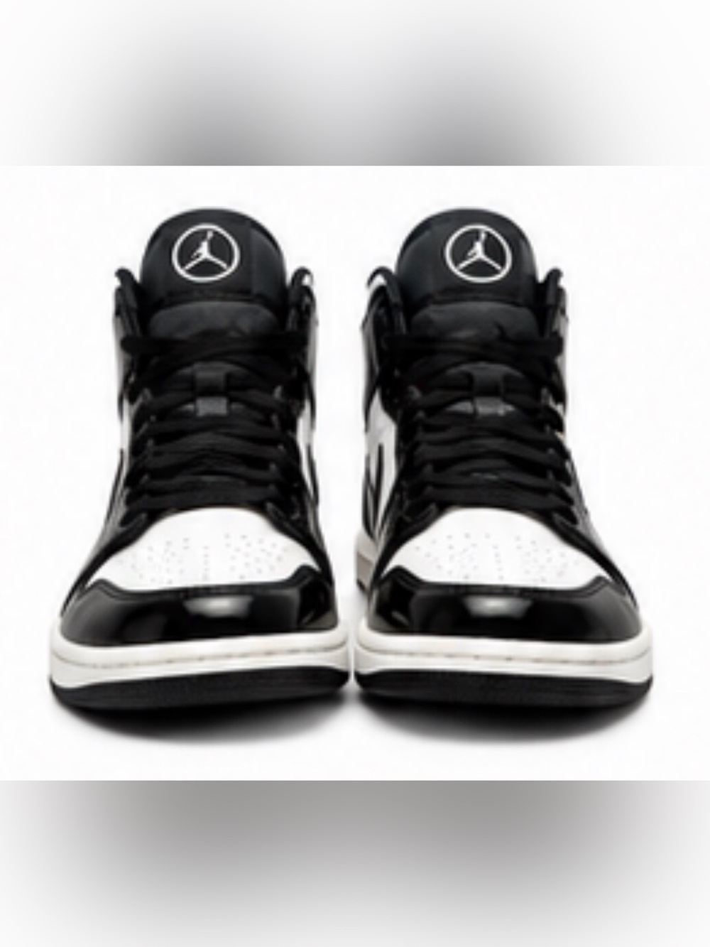 Nike Air Jordan 1 Retro High OG Black & White - Picture 3 of 8
